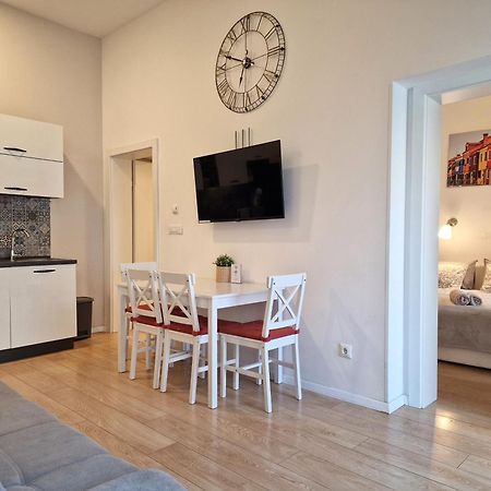 Apartman Golf ซาเกร็บ ภายนอก รูปภาพ